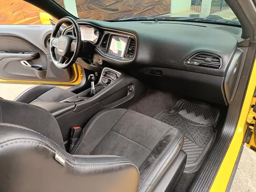 Dodge Challenger 6.2 Srt Hellc At