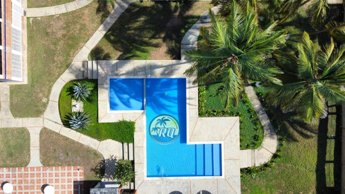 Apartamento En Venta De 3 Habitaciones En Res. La Corina