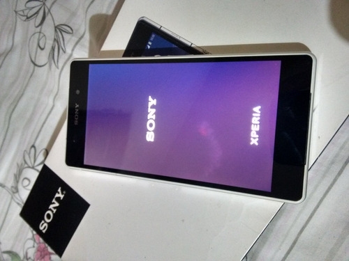 Imagem 2 de 7 de Sony Xperia Z2 D6543 Detalhe (leia)