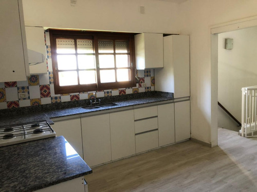 Imagen 6 de 18 de Venta Echesortu Casa Planta Alta, 4 Dormitorios