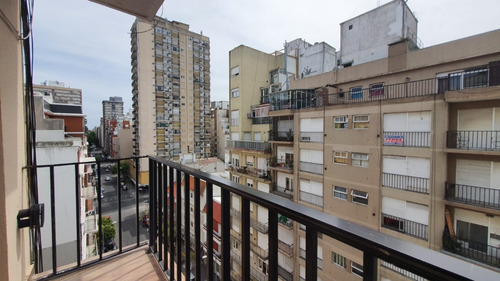 Imagen 23 de 30 de Departamento De 1 Ambiente Dividido A La Calle