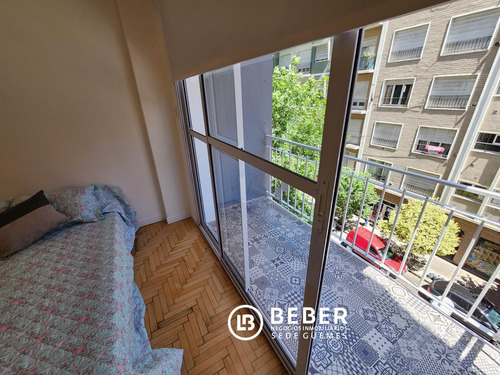 Imagen 18 de 30 de Venta 3 Ambientes Con 2 Balcones Salientesa Metros De Plaza Colon!