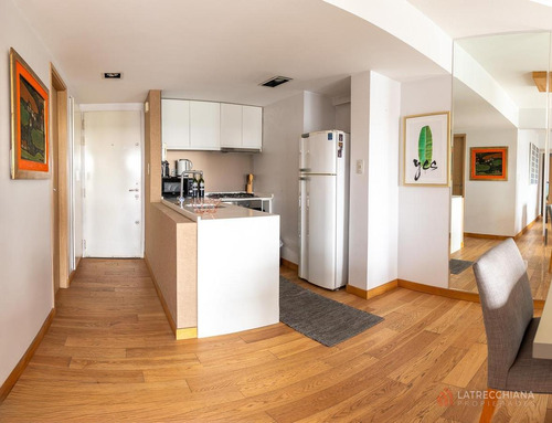 Venta De Departamento. Impecable 2 Amb. De 70 M2. Las Lomitas
