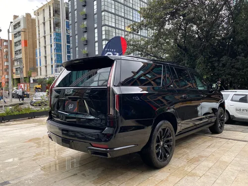 Cadillac Escalade 600d