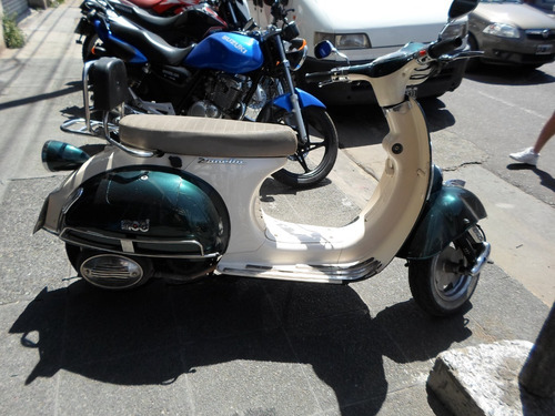 Imagen 9 de 12 de Zanella Scooter Retro Ev-mod 150 Motos March (cod.01)