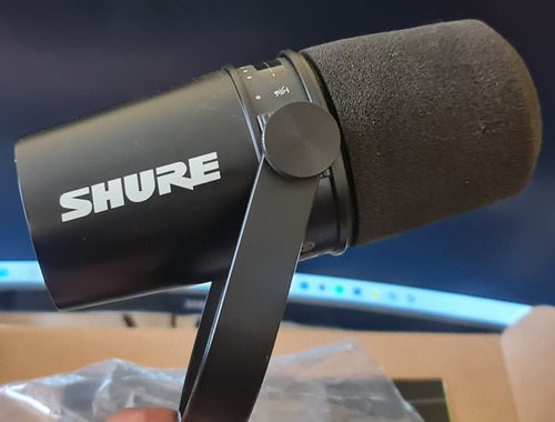 Microfono Shure Mv7, Casi Nuevo, Conexión Xlr Y Usb Tipo C