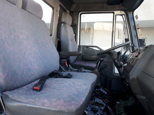 Imagem 6 de 13 de Iveco Euro Cargo 260e25 / Tanque De Água
