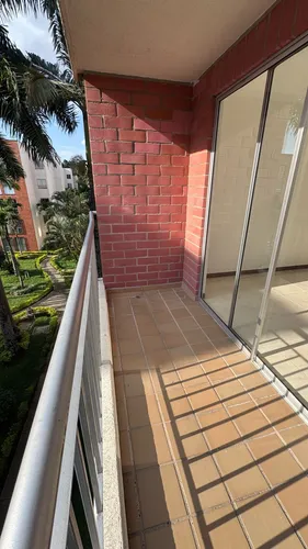 Venta Hermoso Apartamento En La Hacienda Piso 4 Con Ascensor (fv)