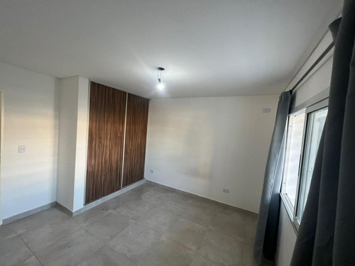 Imagen 12 de 24 de Casa - Ituzaingó Norte 4 Amb En Venta Casa Americana A Nuevo Sobre Lote Propio