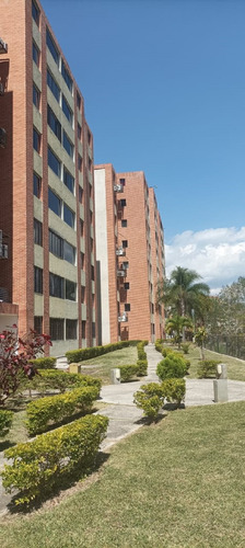 Venta . Apartamento.   Los Naranjos Humboldt.  Caracas 156634