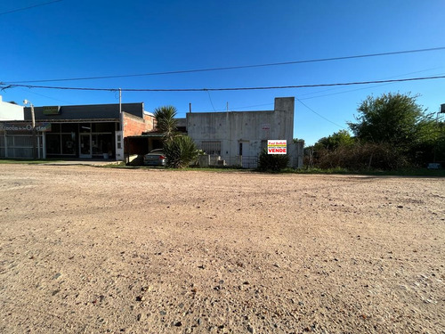 Vendo Casa Y Departamento En Concepción Del Uruguay, Entre Ríos.