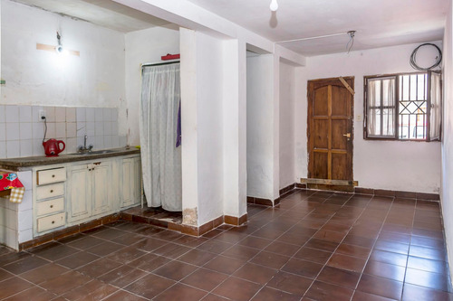 Casa 6 Dormitorios Venta Villa Lavalle