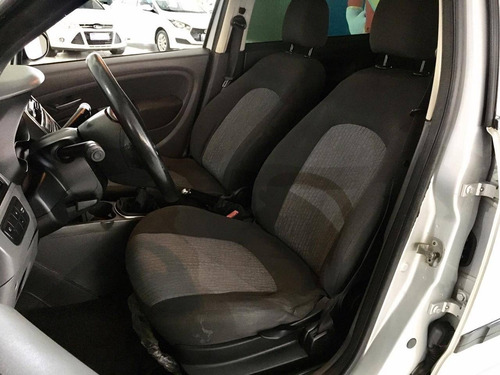 Fiat Punto 1.6 Essence 16v Flex 4p Manual