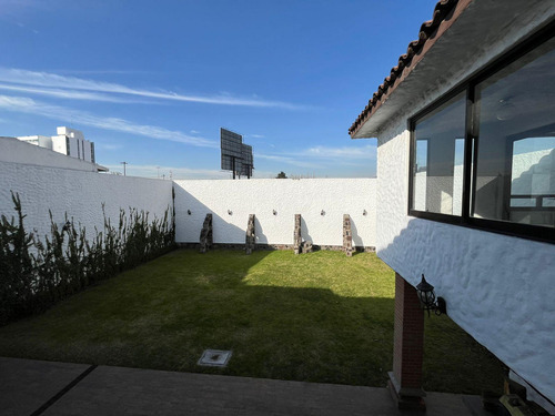 Casa Con Uso De Suelo En Renta-toluca-1,150m2