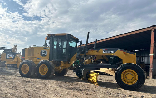 Motoconformadora John Deere 772gp Ripper Trasero