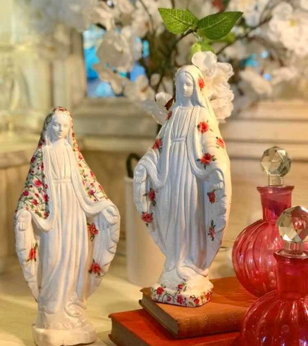 Regalo Beba Virgencita Con Flores