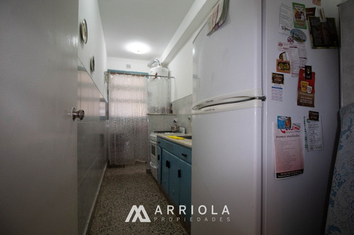 Imagen 4 de 18 de Departamento De 3 Ambientes. Retasado. Tucuman Y Alberti.