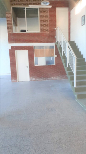 Imagen 7 de 14 de Local Comercial En El Ingreso A Mar De Ajó.