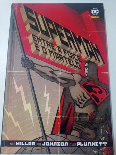 Superman Entre A Foice E O Martelo (Usado)