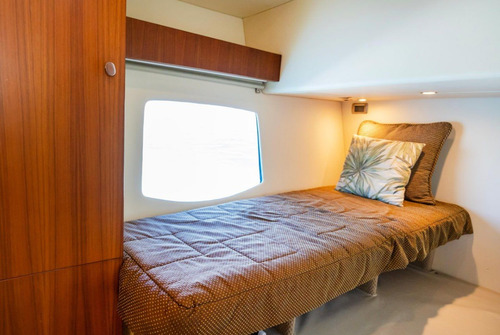 Yate Sea Ray 390 Motor Yacht 39 Lv2850