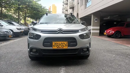 Citroën C4 Cactus 1.6 Shine Turbo Aut