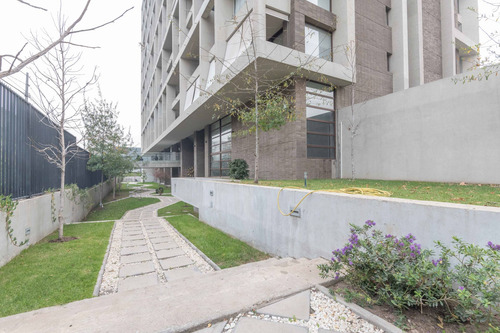 Imagen 25 de 30 de Edificio Av. Las Condes (1 Est. 1 Bod.)- Vista Norte Piso
