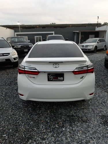 Imagen 4 de 11 de Toyota Corolla