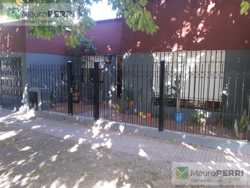 Imagen 2 de 30 de Casa - Los Hornos