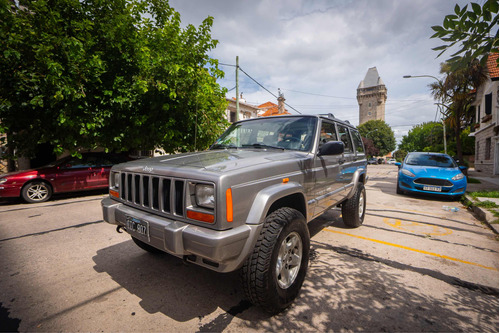 Jeep Cherokee 4.0 Classic