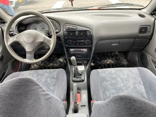 Mitsubishi Lancer 1.6 Glxi