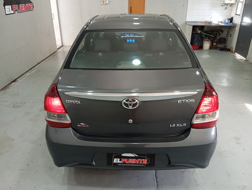 Toyota Etios 1.5 Sedan Xls At