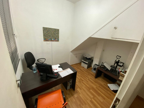 Imagen 3 de 13 de En Venta Fte A Estacion Depto Tipo Casa 4 Amb En Muy Buen Estado En Lanus (079)