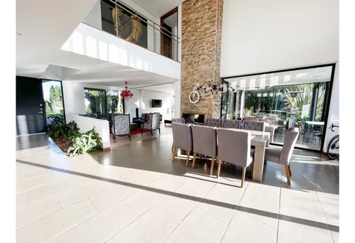 Vendemos Casa Moderna En El Alto De Las Palmas Envigado