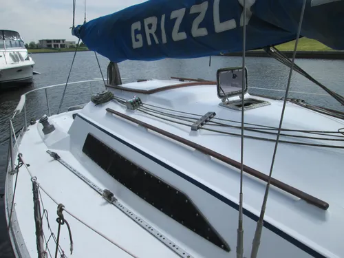 Velero Pandora 27