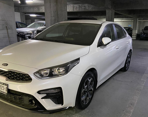 Kia Forte Ex Ivt Sedan Blanco 2021