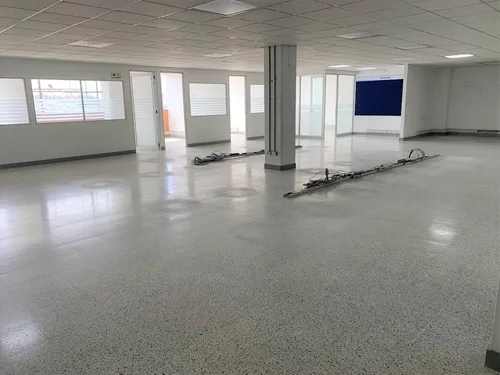 Arriendo De Bodega Comercial