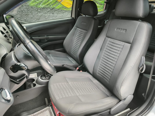Volkswagen Saveiro 1.6 16v Cross Cab. Dupla Total Flex 2p