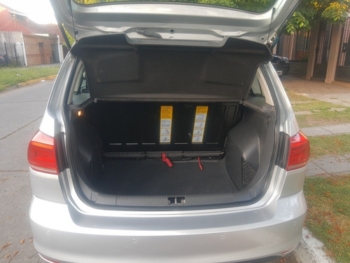 Imagen 4 de 19 de Volkswagen Suran 2016 1.6 Comfortline 101cv