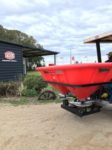 Fertilizadora Abonadora Agricola De 1300 Lts. Rdm