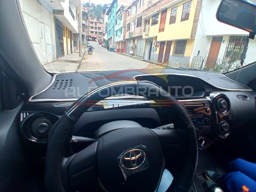 Tapete Protector De Tablero Exclusivo Toyota Etios 2018-2021