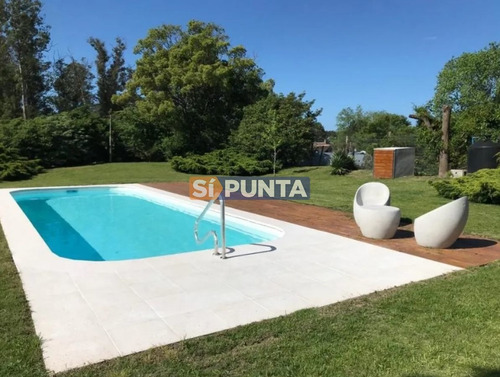 Imagen 1 de 13 de Casa En Venta Punta Del Este