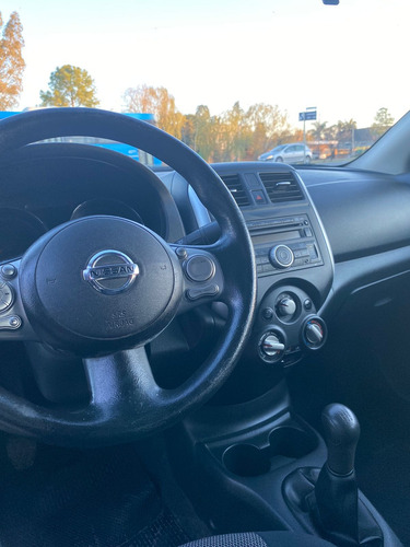 Nissan Versa 1.6 Advance Mt