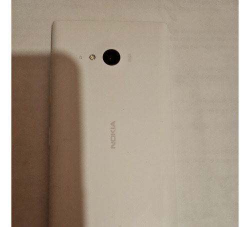Nokia Lumia 735 Colección Con Camera Lumia Zeiss (Usado)