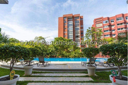 Apartamento En Venta En Edificio Exclusivo - El Rosal - Cnh