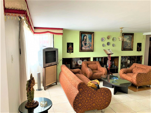 Venta De Casa En La Leonora