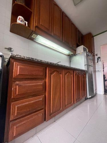 Departamento 3 Ambientes En Venta Catalinas Sur, Muy Luminoso