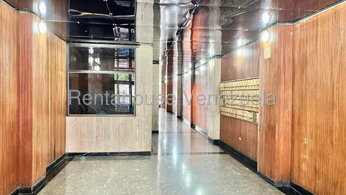 Apartamento En Venta En Colinas De Bello Monte, Piso Medio 105m², 3h, 2b, 0p, Mls #26-372 Excelente Oportunidad De Inversión. Apto Para Remodelar, Buena Opción En Relación Precio-m2 / Isabel Gómez