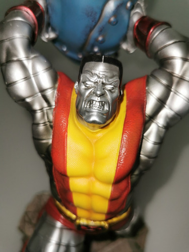 Colossus - X-men - Iron Studios - Bds Art Scale - Impecável! (Usado)