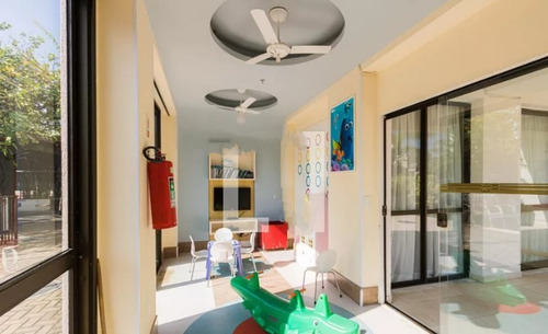 Apartamento 3 Quartos 1 Vaga. Em Condomínio Fechado.