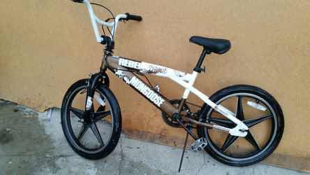 Bicicleta Mongoose R20